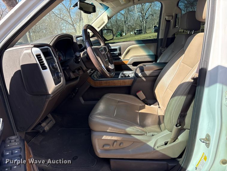 image for item ES8581 2018 GMC Sierra 1500 Crew Cab pickup truck