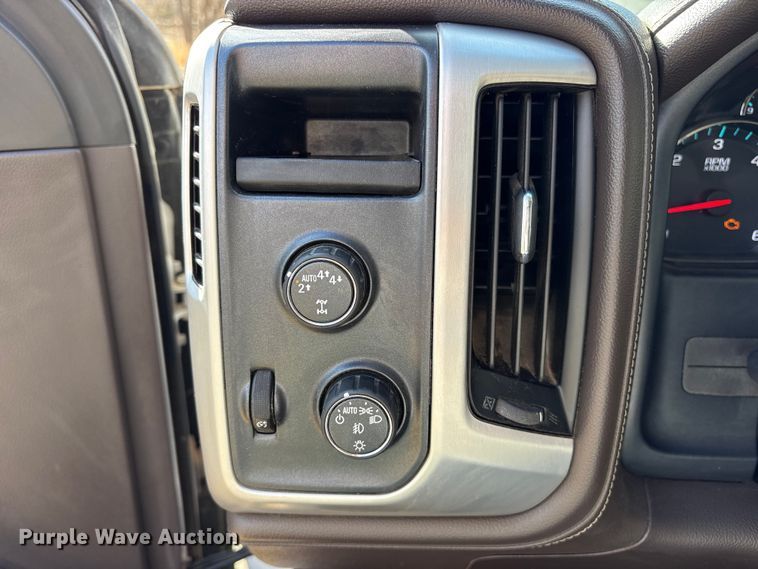 image for item ES8581 2018 GMC Sierra 1500 Crew Cab pickup truck