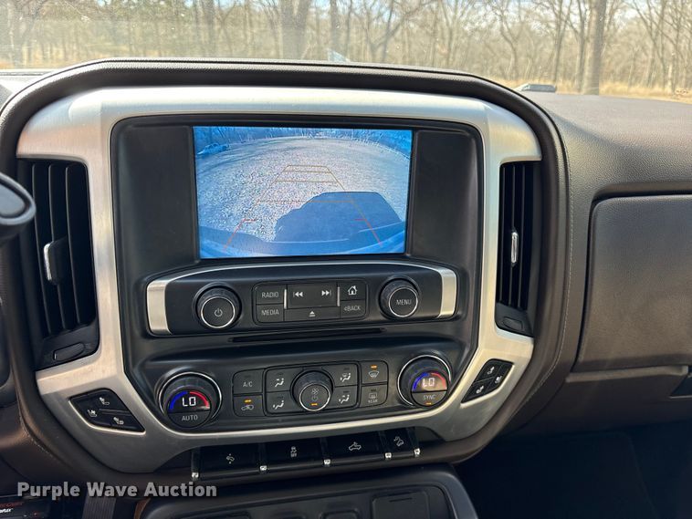 image for item ES8581 2018 GMC Sierra 1500 Crew Cab pickup truck