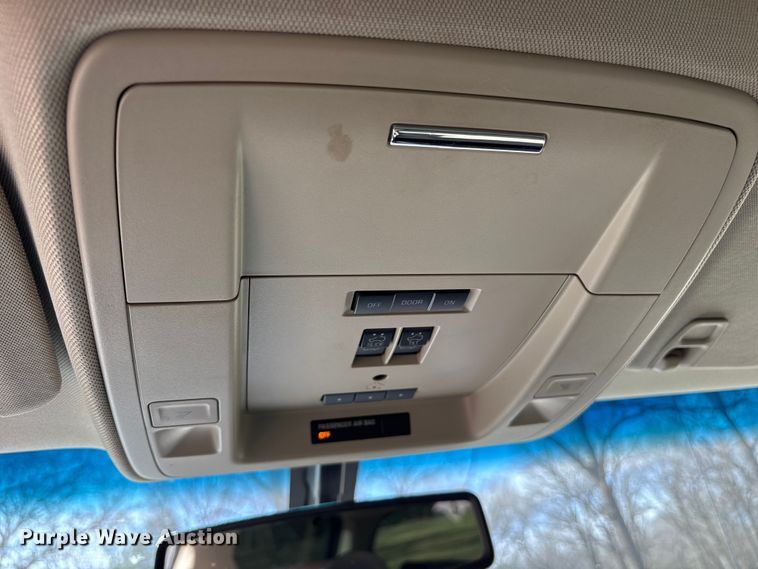 image for item ES8581 2018 GMC Sierra 1500 Crew Cab pickup truck