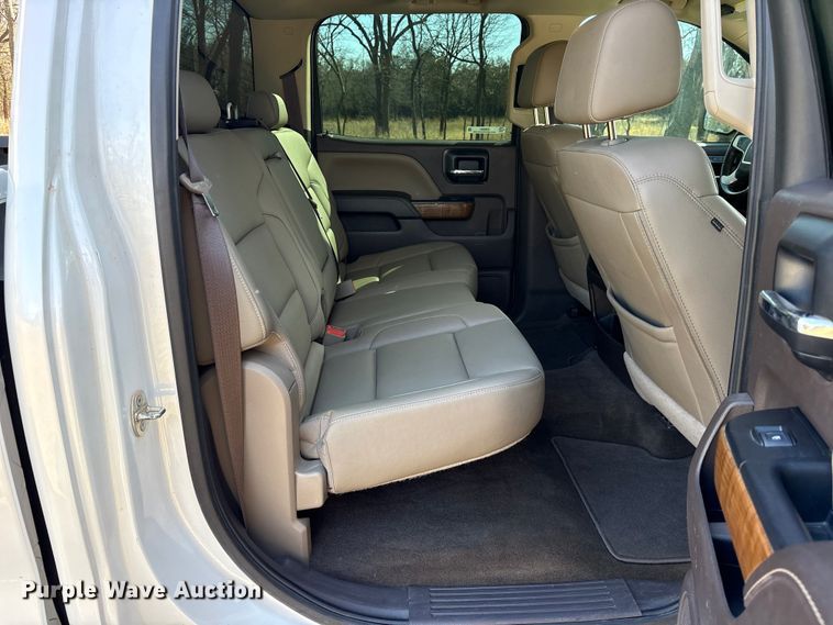 image for item ES8581 2018 GMC Sierra 1500 Crew Cab pickup truck