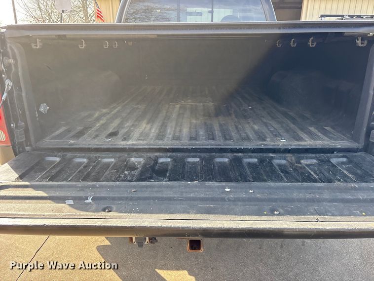 image for item ES8583 2000 Ford F250 Super Duty Ext. Cab pickup truck