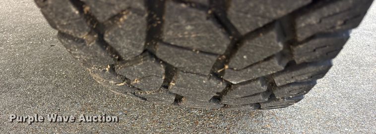 image for item ES8583 2000 Ford F250 Super Duty Ext. Cab pickup truck