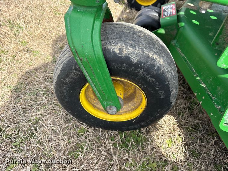 image for item ES8614 2024 John Deere Z930M ZTR lawn mower