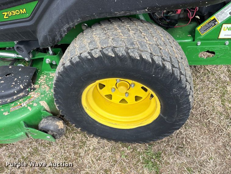 image for item ES8616 2024 John Deere Z930M ZTR lawn mower