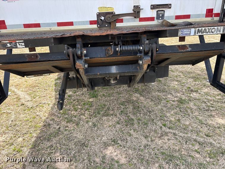 image for item ES8621 2021 Ford F750 box truck