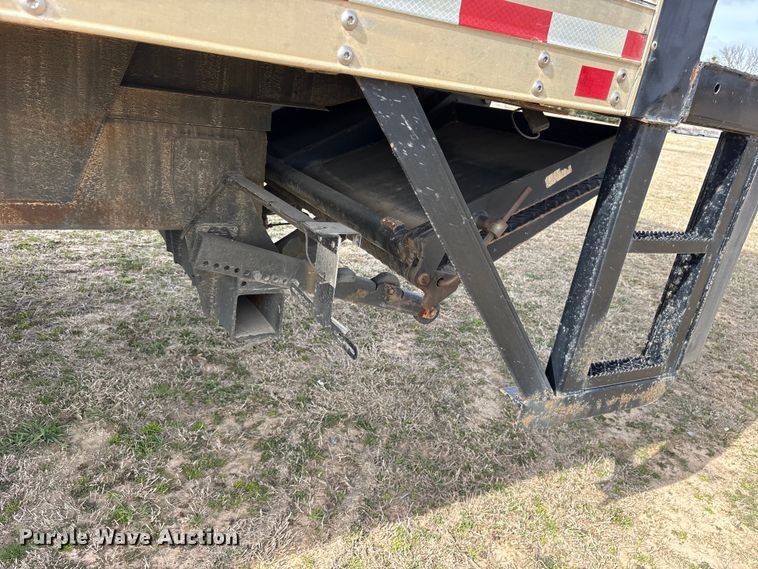 image for item ES8621 2021 Ford F750 box truck