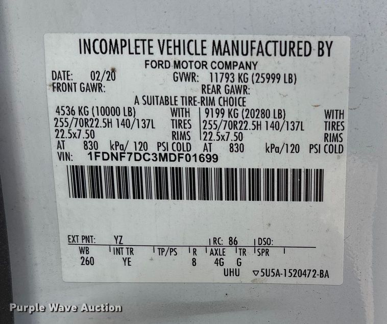 image for item ES8621 2021 Ford F750 box truck