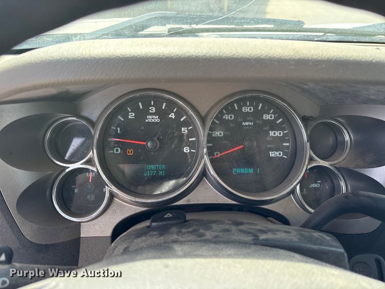 image for item ES8625 2009 Chevrolet Silverado 2500HD utility bed pickup truck