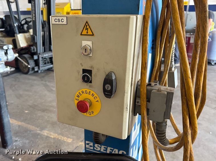 image for item ES8627 (4) 2007 Sefac 1200M72 automotive lift