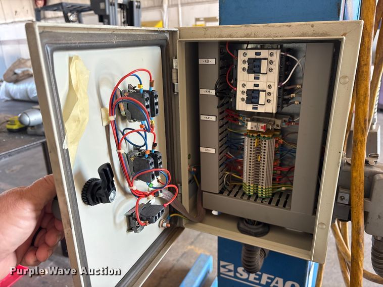 image for item ES8627 (4) 2007 Sefac 1200M72 automotive lift