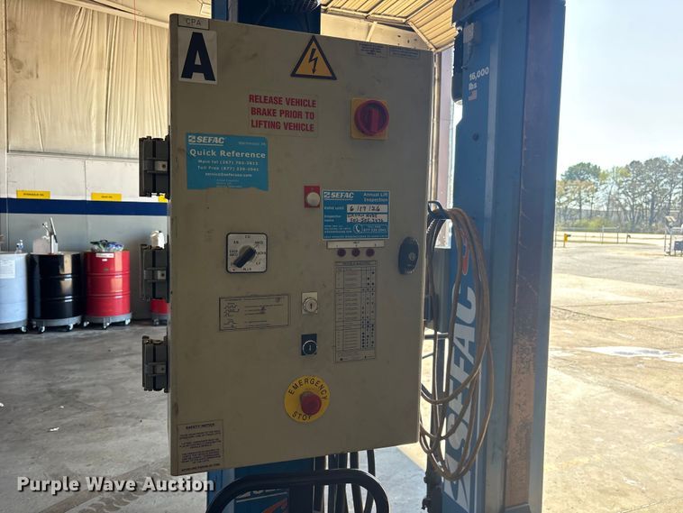 image for item ES8627 (4) 2007 Sefac 1200M72 automotive lift