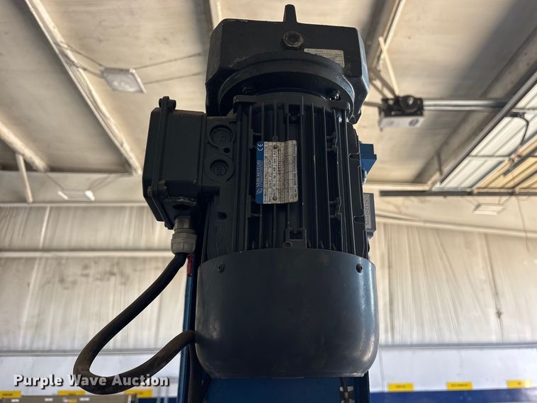 image for item ES8627 (4) 2007 Sefac 1200M72 automotive lift