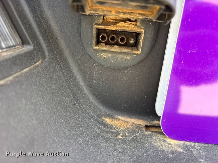 image for item ES8631 2017 Ford F150 XL Crew Cab pickup truck