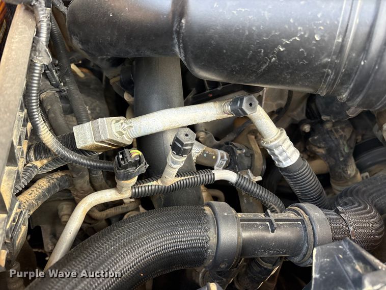 image for item ES8631 2017 Ford F150 XL Crew Cab pickup truck