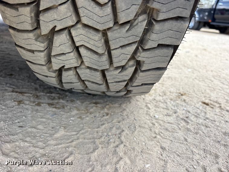 image for item ES8631 2017 Ford F150 XL Crew Cab pickup truck