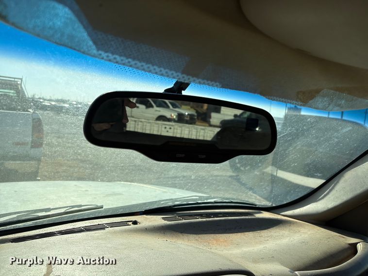 image for item ET1178 2004 GMC Sierra 1500 Ext. Cab pickup truck