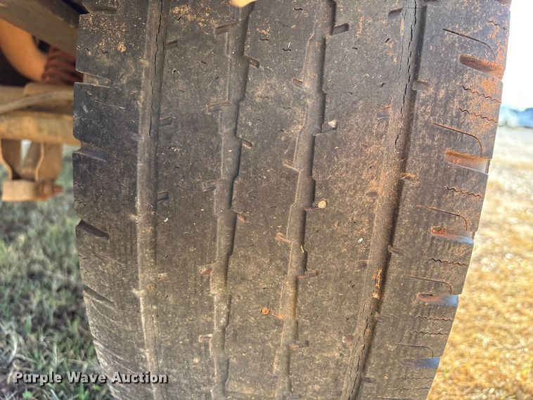 image for item ET1178 2004 GMC Sierra 1500 Ext. Cab pickup truck