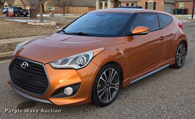 image for item ET1236 2016 Hyundai Veloster Turbo 