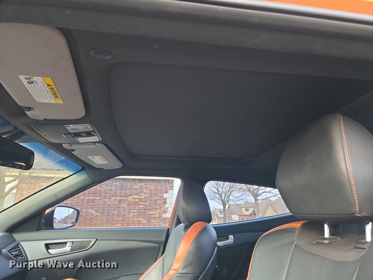 image for item ET1236 2016 Hyundai Veloster Turbo 