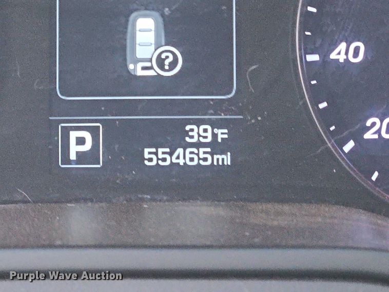 image for item ET1236 2016 Hyundai Veloster Turbo 