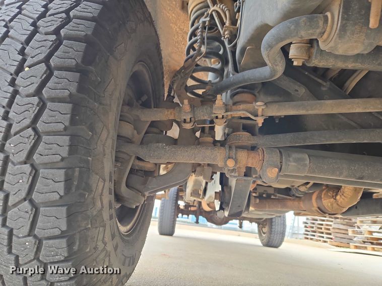 image for item ET1293 2017 Ford F250 Super Duty pickup truck