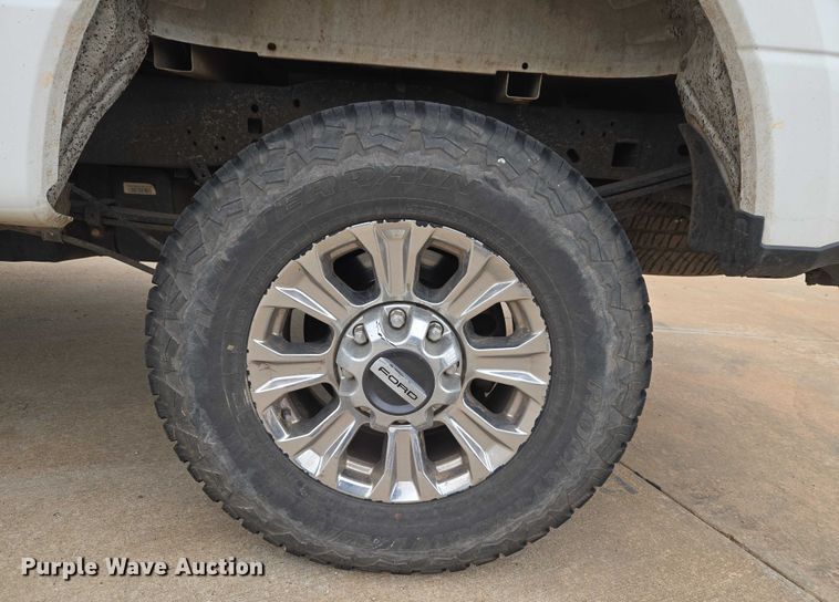 image for item ET1293 2017 Ford F250 Super Duty pickup truck