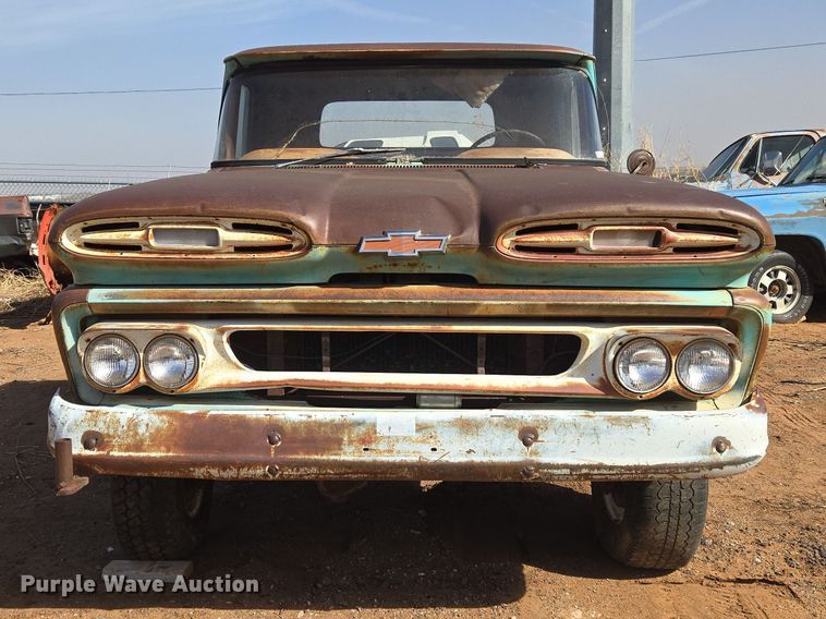 image for item ET1346 1961 Chevrolet Apache 10 pickup truck