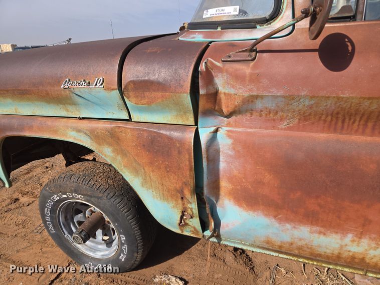 image for item ET1346 1961 Chevrolet Apache 10 pickup truck