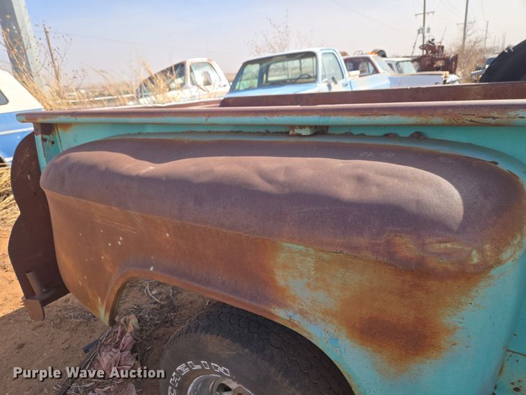 image for item ET1346 1961 Chevrolet Apache 10 pickup truck