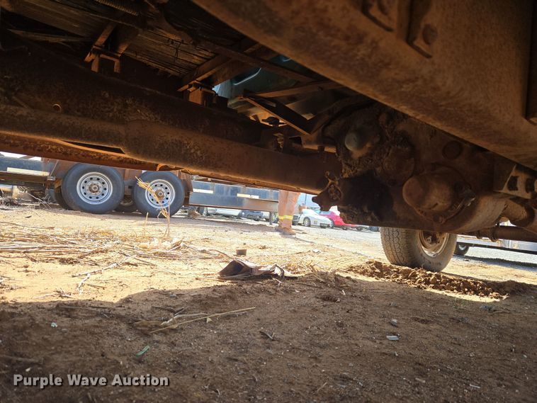 image for item ET1346 1961 Chevrolet Apache 10 pickup truck