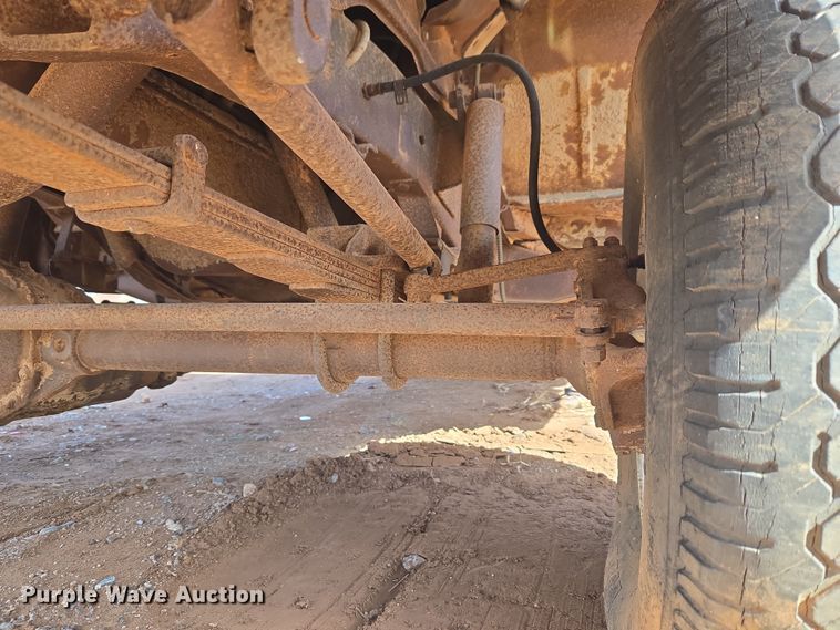 image for item ET1346 1961 Chevrolet Apache 10 pickup truck