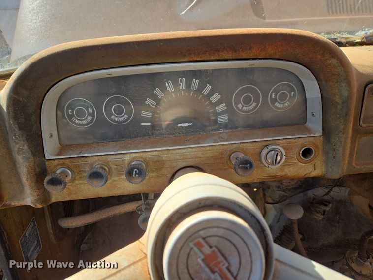 image for item ET1346 1961 Chevrolet Apache 10 pickup truck