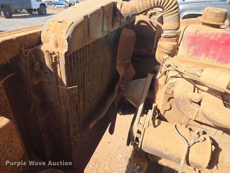 image for item ET1346 1961 Chevrolet Apache 10 pickup truck