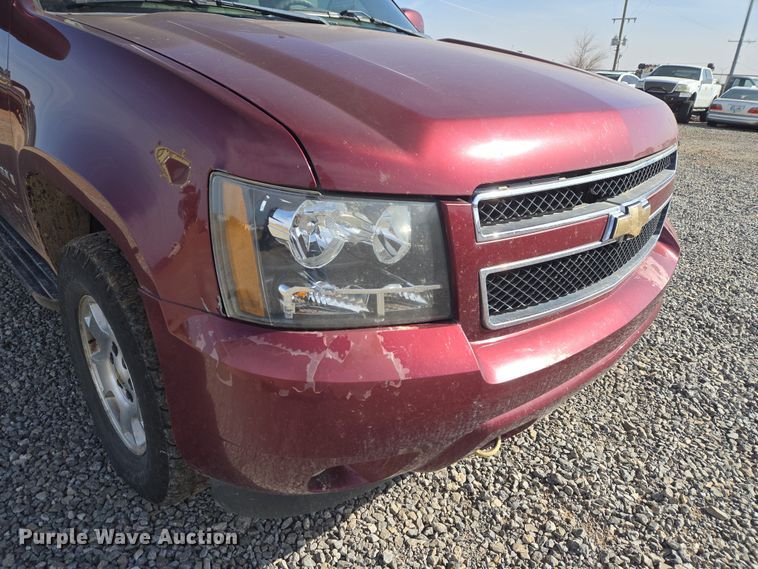 image for item ET1347 2009 Chevrolet Suburban SUV