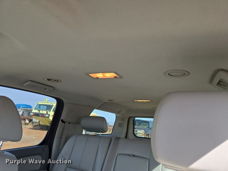 image for item ET1347 2009 Chevrolet Suburban SUV