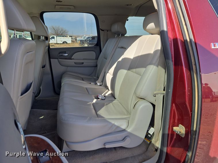 image for item ET1347 2009 Chevrolet Suburban SUV