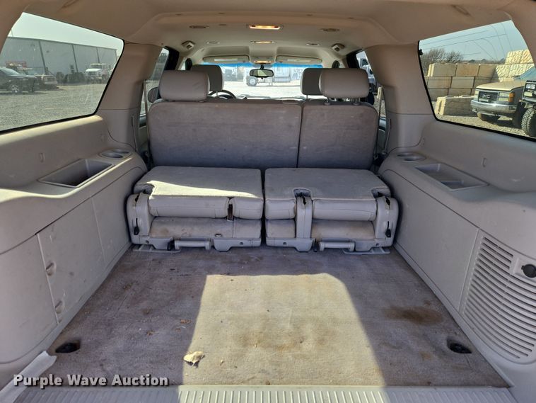 image for item ET1347 2009 Chevrolet Suburban SUV