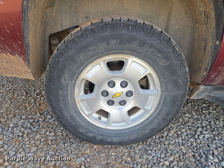 image for item ET1347 2009 Chevrolet Suburban SUV