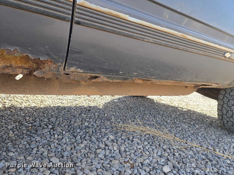 image for item ET1348 1992 Chevrolet Blazer SUV