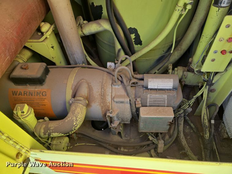 image for item ET1350 1985 Oshkosh Low Tilt pumper fire truck