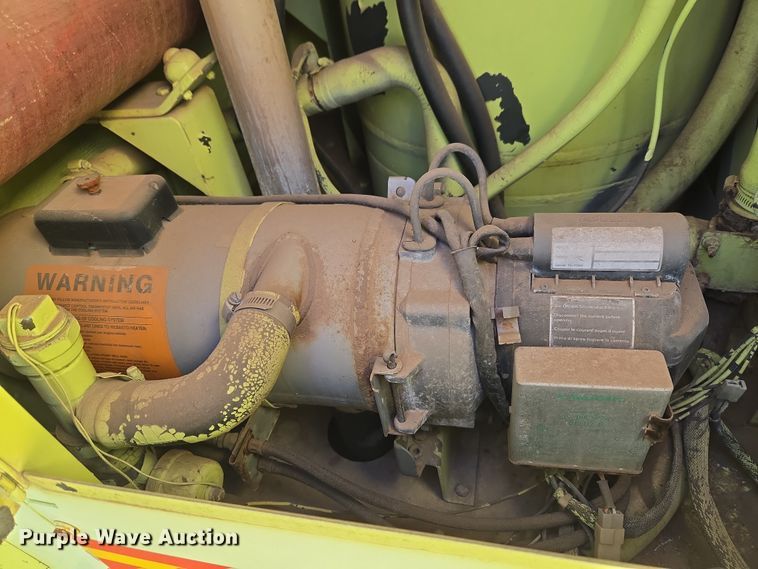 image for item ET1350 1985 Oshkosh Low Tilt pumper fire truck