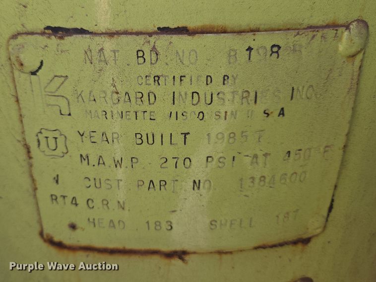 image for item ET1350 1985 Oshkosh Low Tilt pumper fire truck