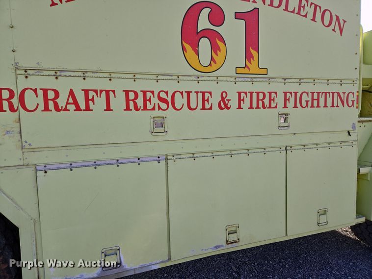 image for item ET1350 1985 Oshkosh Low Tilt pumper fire truck