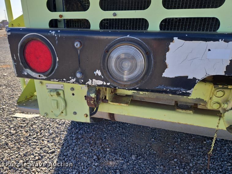 image for item ET1350 1985 Oshkosh Low Tilt pumper fire truck