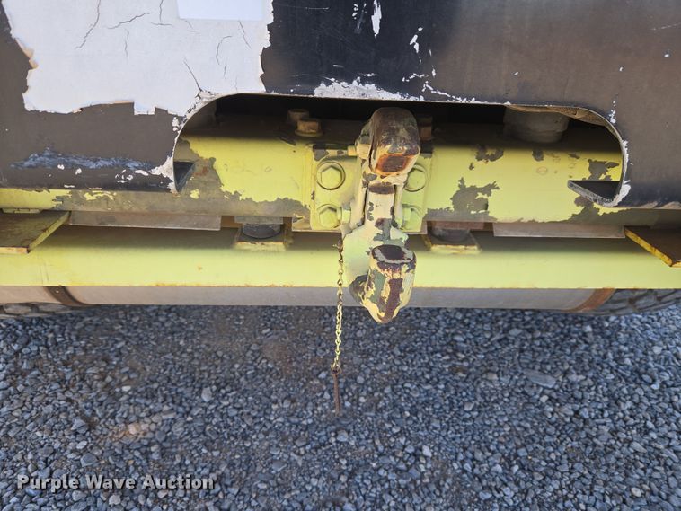 image for item ET1350 1985 Oshkosh Low Tilt pumper fire truck