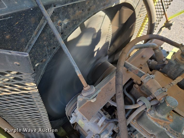 image for item ET1350 1985 Oshkosh Low Tilt pumper fire truck