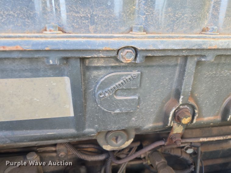 image for item ET1350 1985 Oshkosh Low Tilt pumper fire truck