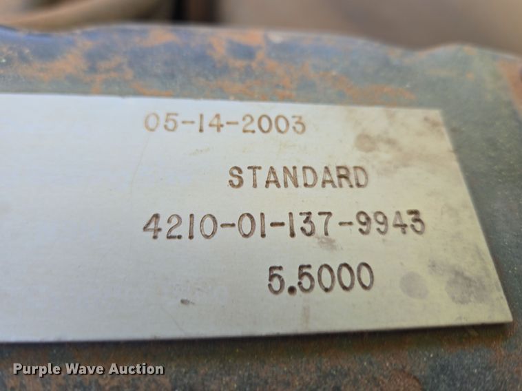 image for item ET1350 1985 Oshkosh Low Tilt pumper fire truck