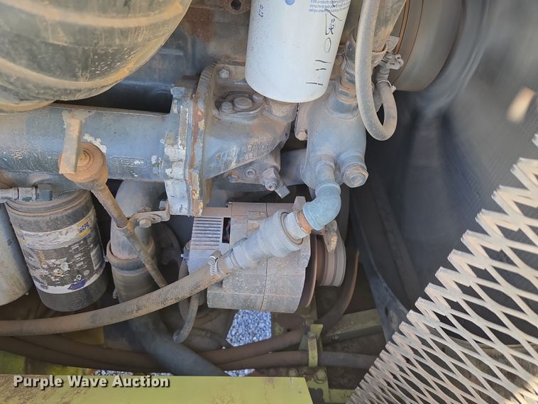 image for item ET1350 1985 Oshkosh Low Tilt pumper fire truck